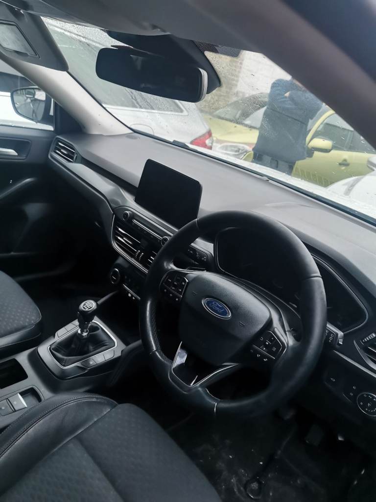 FORD FOCUS TITANIUM X TDCI SPARES OR REPAIR 