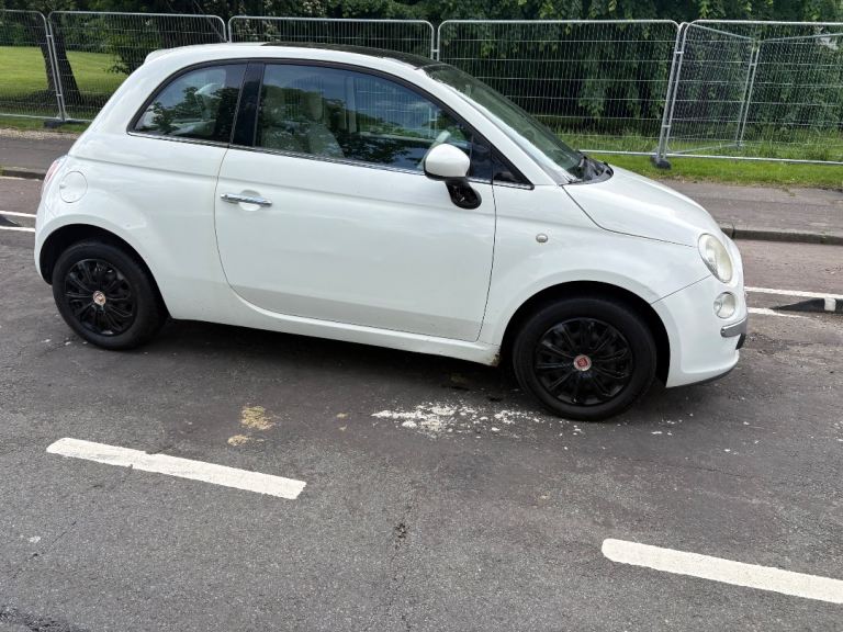 FIAT 500 LOUNGE 60reg MOTD TAXD 105k SPARES REPAIRS AS SHORT MOT NO LONGER REQUIRED 