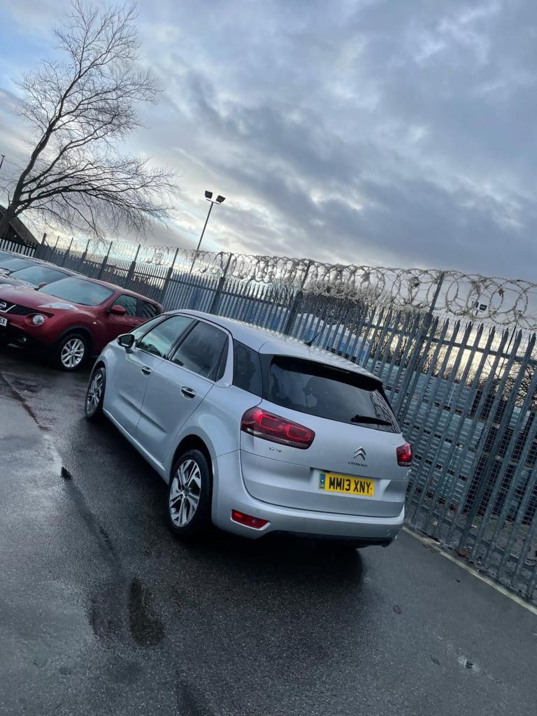 Low Milage road tax 20£