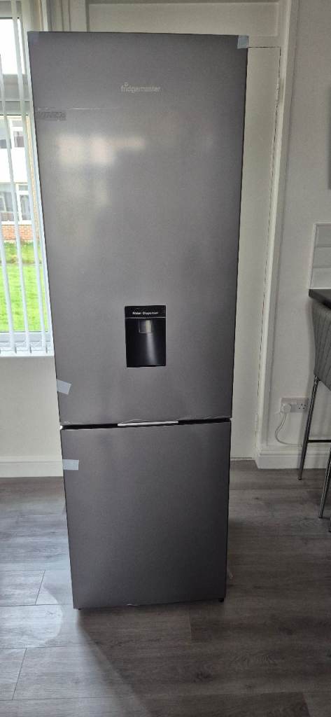 Fridgemaster fridge freezer 