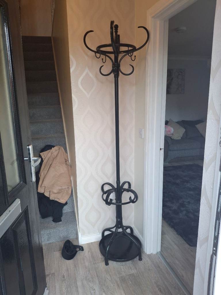 Black Metal Coat Stand with Umbrella Holder – Good Condition