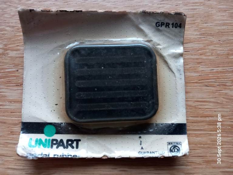 Austin/Morris Clutch & Brake Pedal Rubber-Unused Unipart Ref: GPR 104