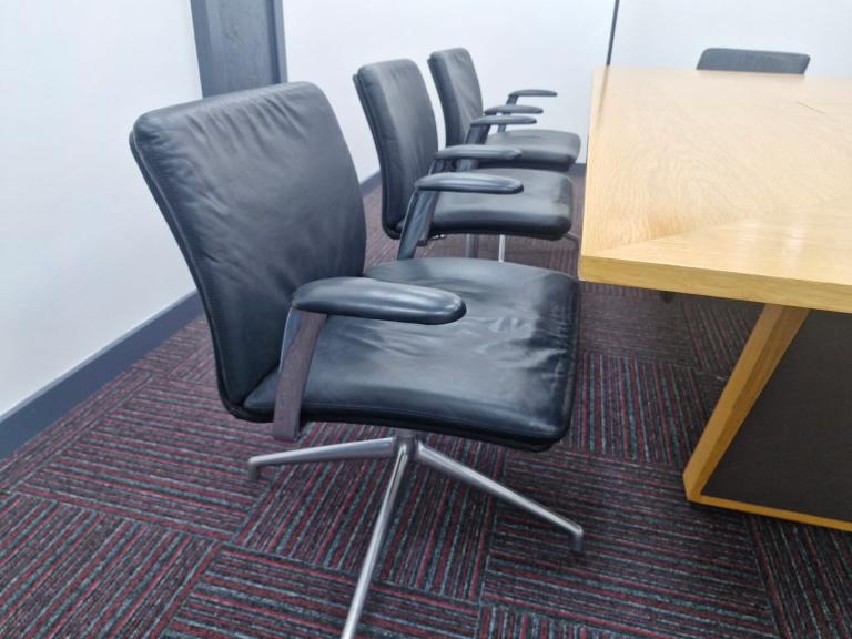 Boss design leather executive conference chair 