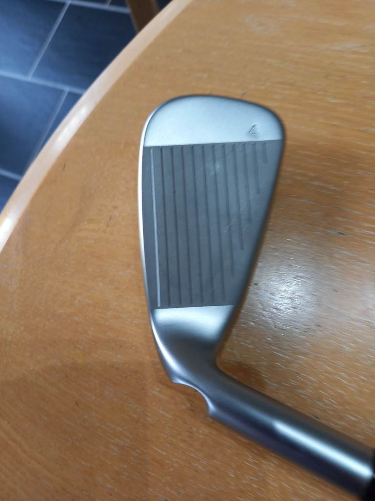 Ping G425 4 iron New £90