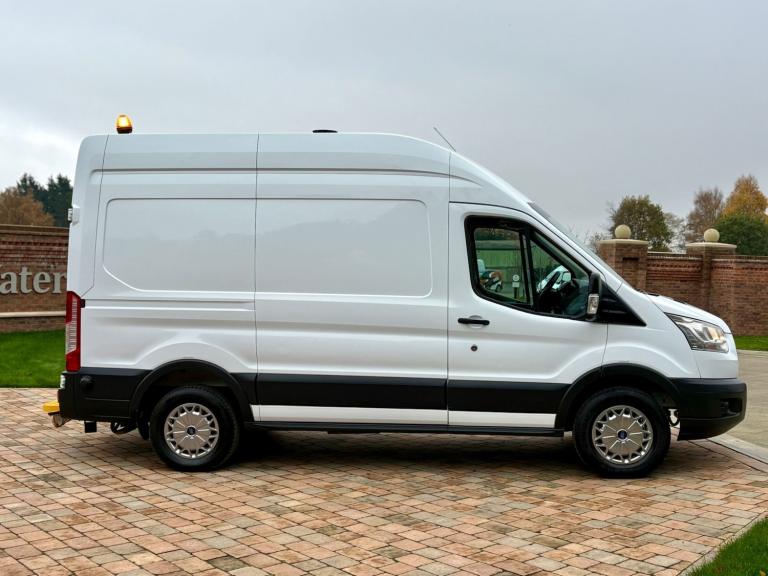 2015 Ford Transit 2.2 TDCi L2 H3 Mwb Van ***110v &amp; Air / Utility / Workshop Van*** PANEL VAN ...