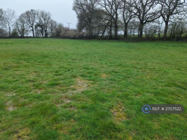 3 bedroom house in Maplehurst Road, West Grinstead, Horsham, RH13 (3 bed) (#2707522)