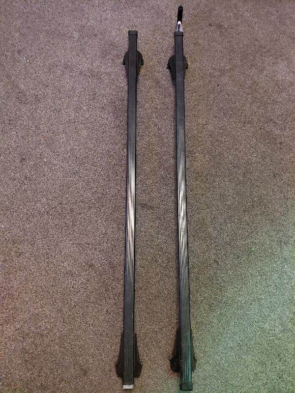 Car Roof cross bars