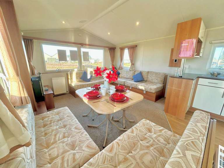 Cosy Caravan By The Beach For Sale