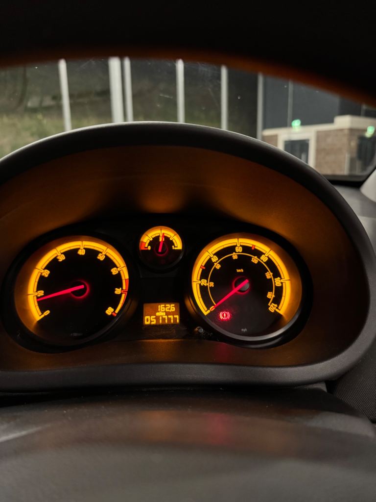 Vauxhall, CORSA, Hatchback, 2014, Manual, 1229 (cc), 3 doors