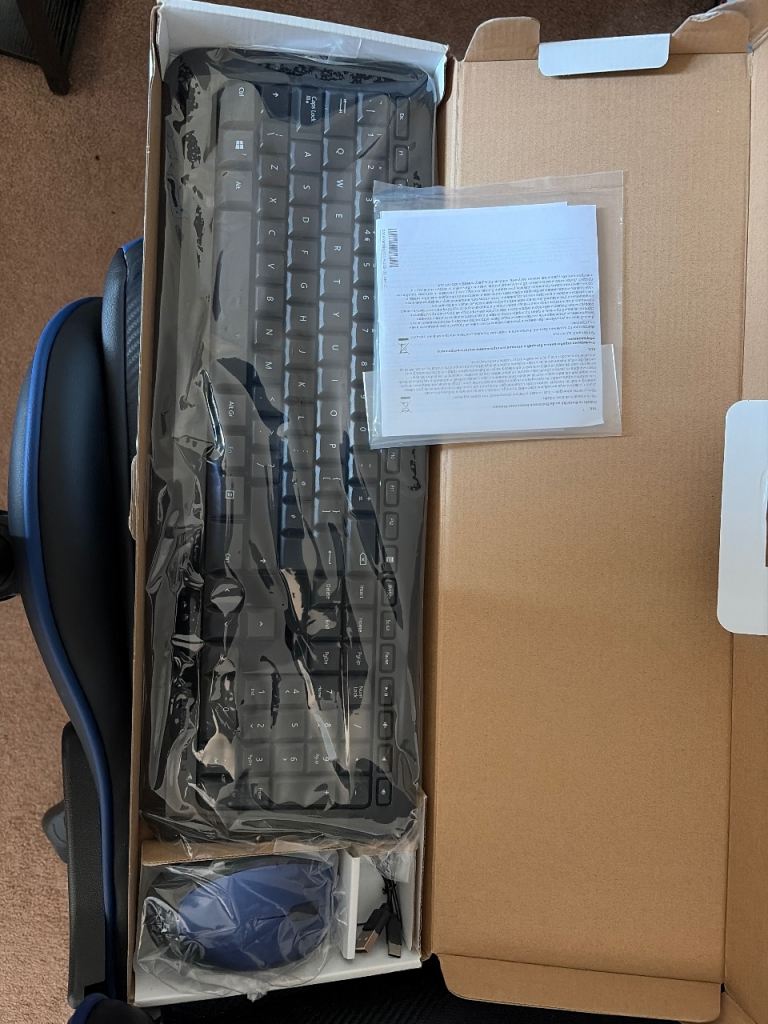 New HP Wireless Keyboard and Mouse Bundle