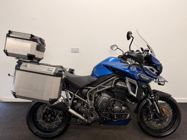 TRIUMPH TIGER EXPLORER XCX ** FULL LUGGAGE - FULL HISTORY - 12 MONTHS MOT **