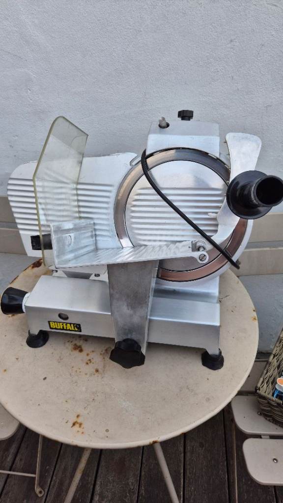 Buffalo Meat Slicer 