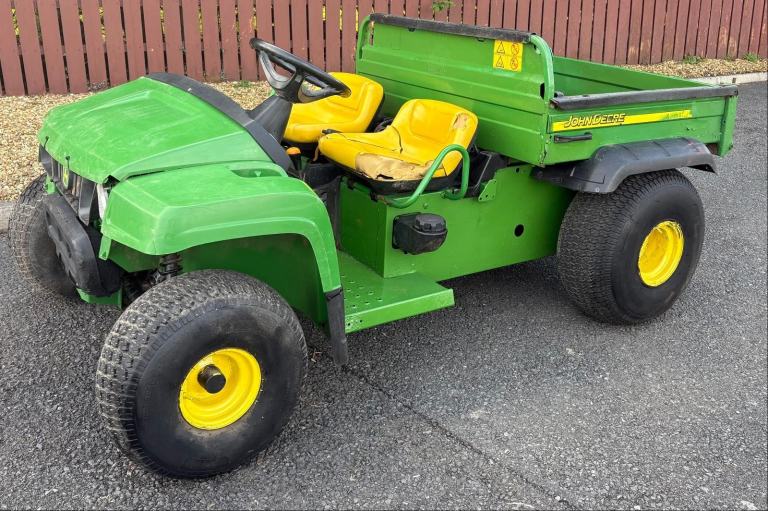 John Deere Petrol Gator 