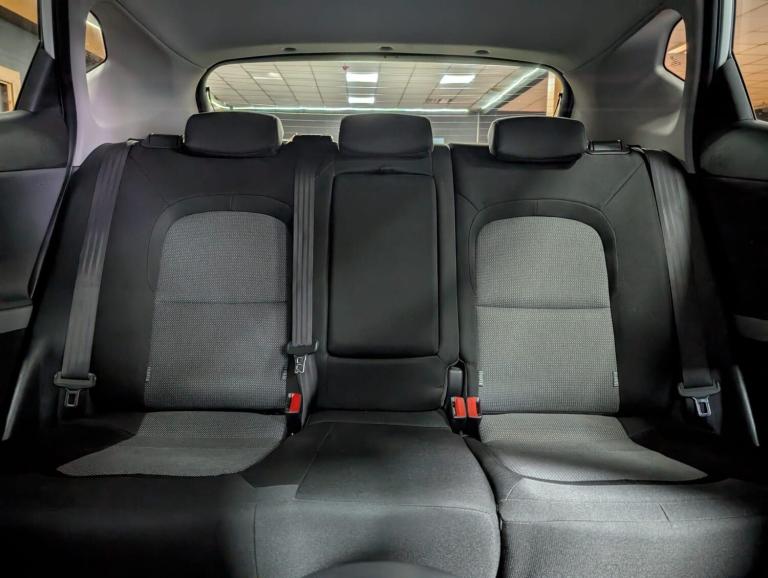 2015 Kia Ceed 1.6 CRDi 2 Hatchback 5dr Diesel DCT Euro 6 (s/s) (134 bhp) HATCHBACK Diesel Automatic