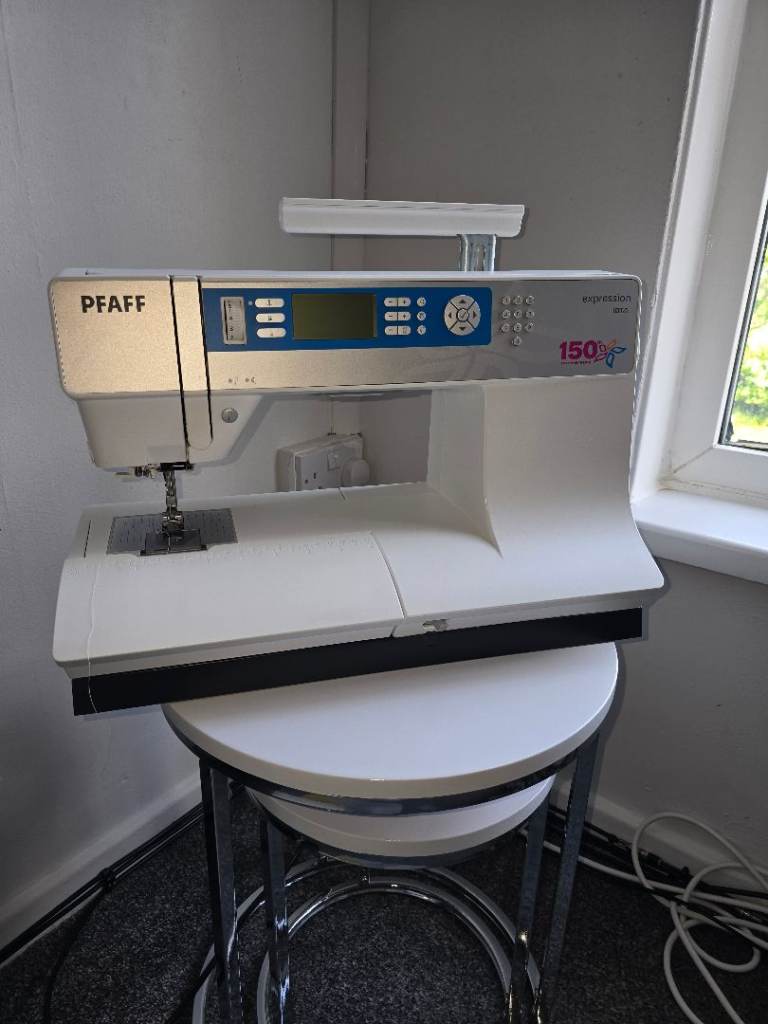 Pfaff sewing machine