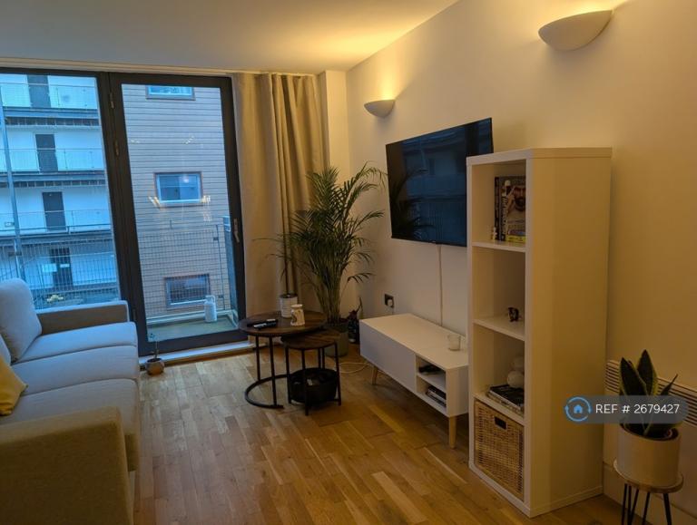 1 bedroom flat in Advent House, Manchester, M4 (1 bed) (#2679427)