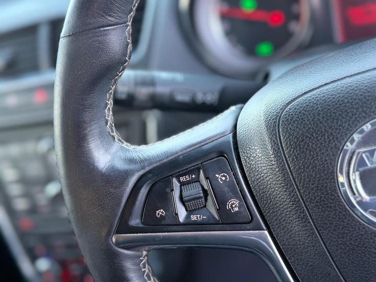 2014 Vauxhall Mokka 1.4T SE 5dr 4WD HATCHBACK PETROL Manual