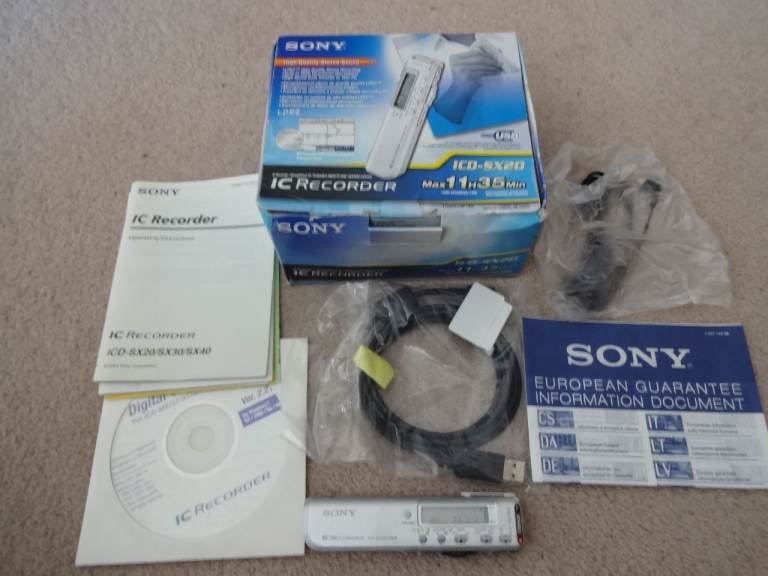 Sony IC Digital Voice Recorder ICD-SX20 -  Dictaphone - Boxed as New