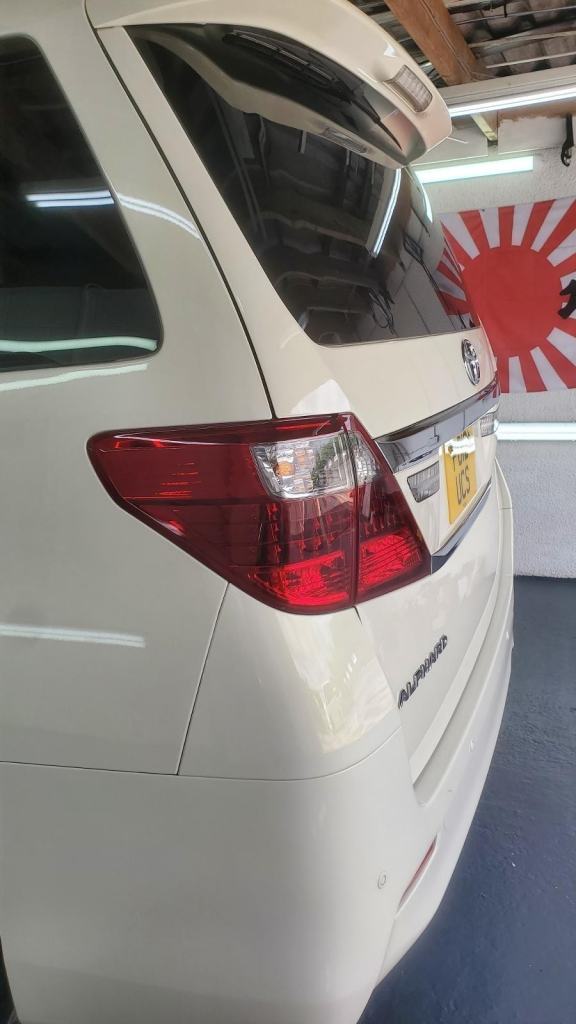 Toyota Alphard 2.4 petrol auto 7 seats sunroofs fresh japanese import 2012