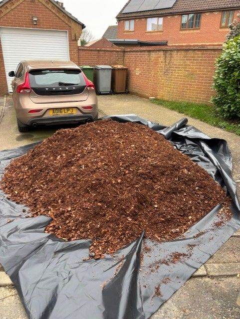 BARK MULCH, GARDEN MULCH, NORWICH NORFOLK SUFFOLK BULK LOADS, BARK, FOR MULTIPLE USE