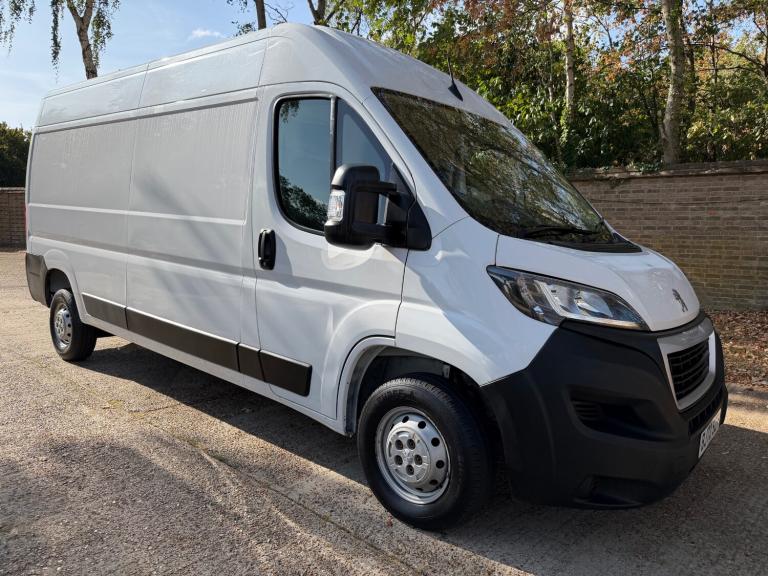2022 Peugeot Boxer 2.2 BlueHDi H2 Professional Van 140ps PANEL VAN Diesel Manual