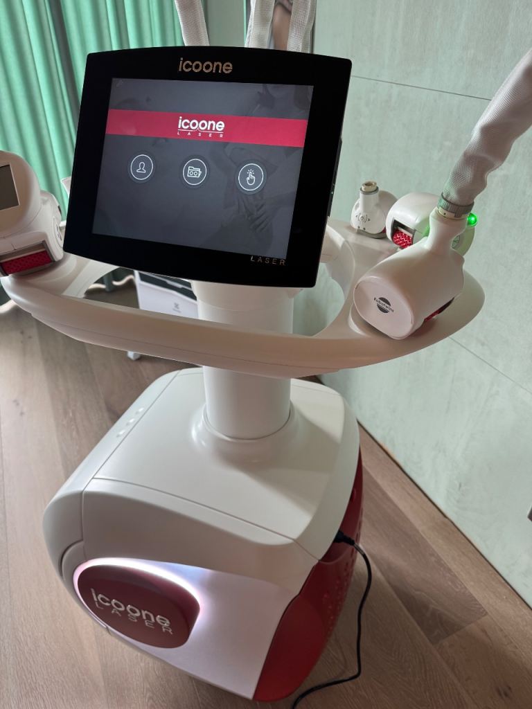 Body and face massage ( rejuvenation , lifting, slimming ) 