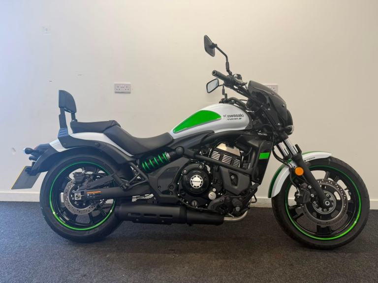 KAWASAKI EN650 VULCAN S ** SISSY BAR - 12 MONTH MOT - WARRENTY **
