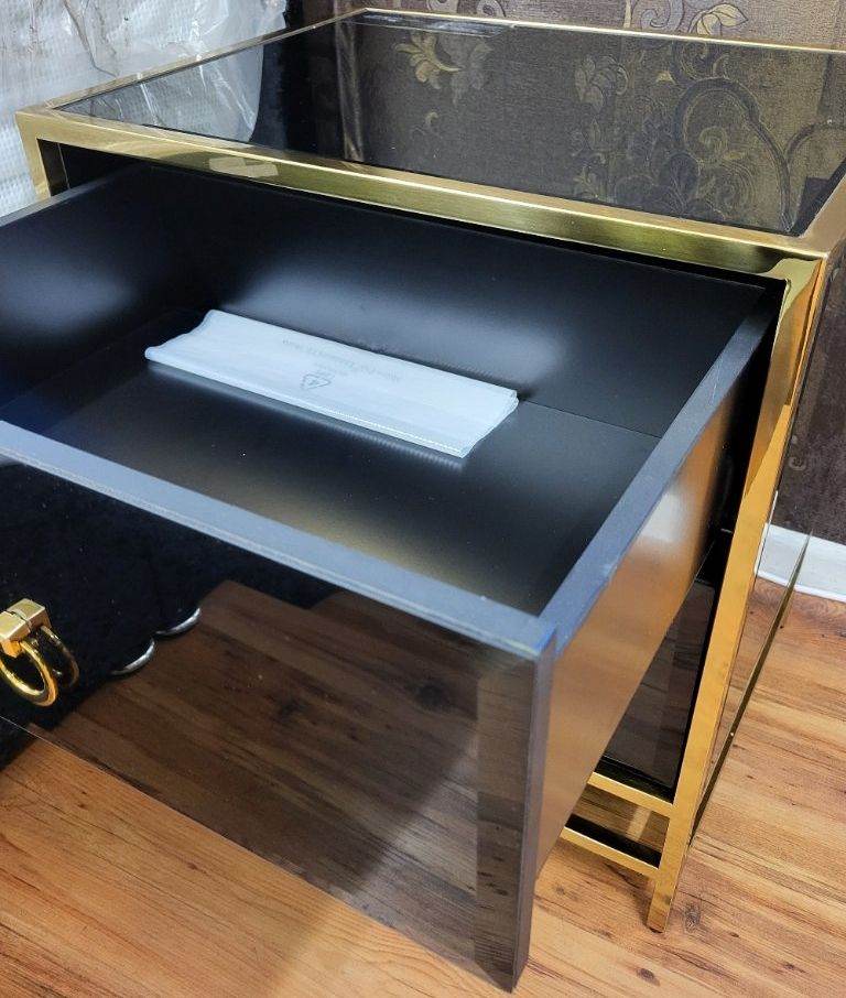 Selection Of Ex-Display Bedside Lamp Tables/Lockers