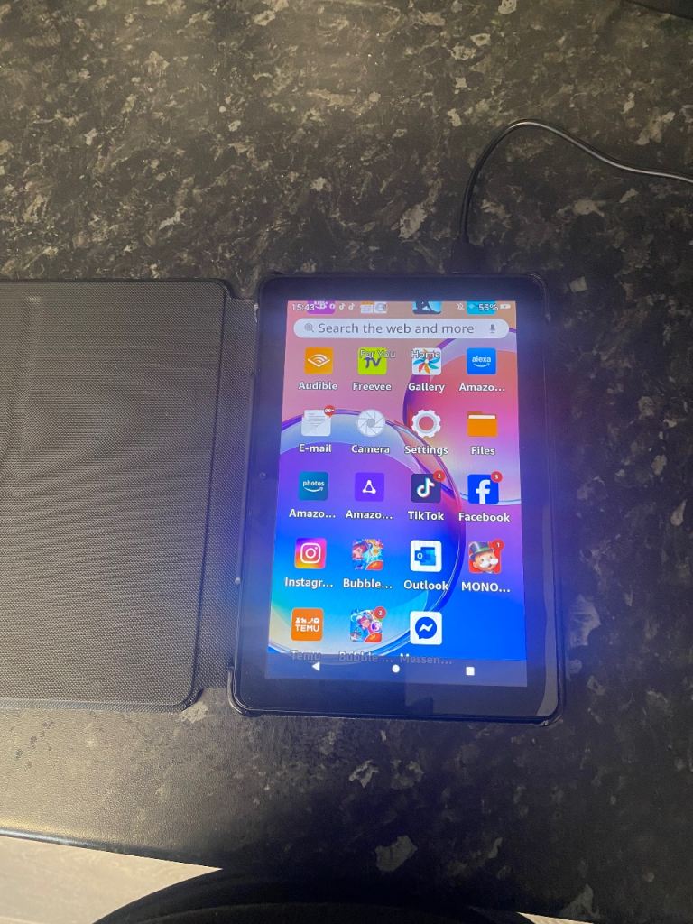Amazon Fire HD 8 Tablet with Case – Good Condition