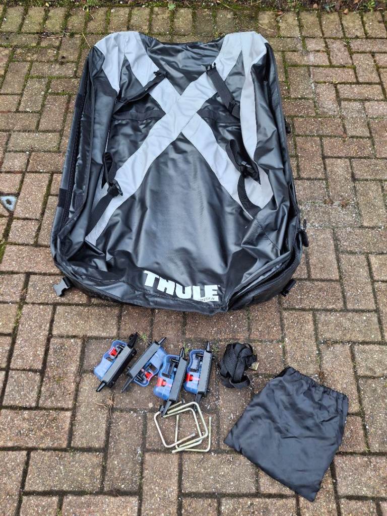 Thule Ranger 90 roof box/roof bag/soft box