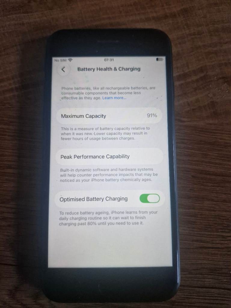 Iphone ios 27 | in Calverley, West Yorkshire | Gumtree