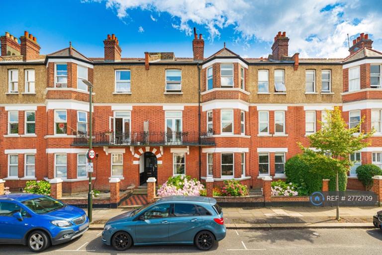 3 bedroom flat in Alwyne Mansions, London, SW19 (3 bed) (#2772709)