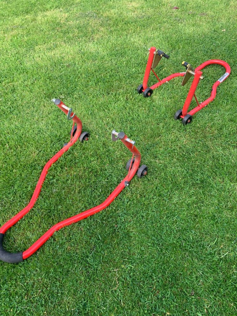 Motorbike paddock stands