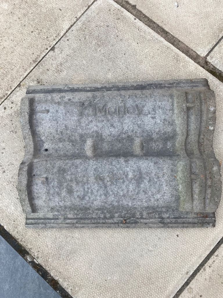 Roofing tiles