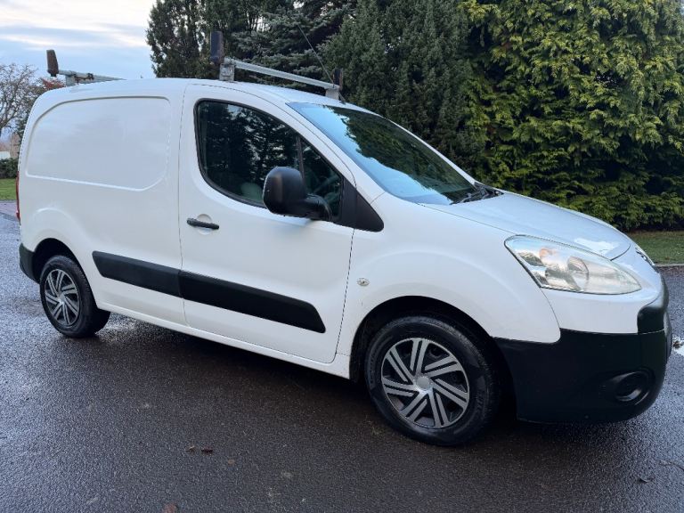 PEUGEOT PARTNER VAN 1.6 HDI 90***1YEARS MOT***