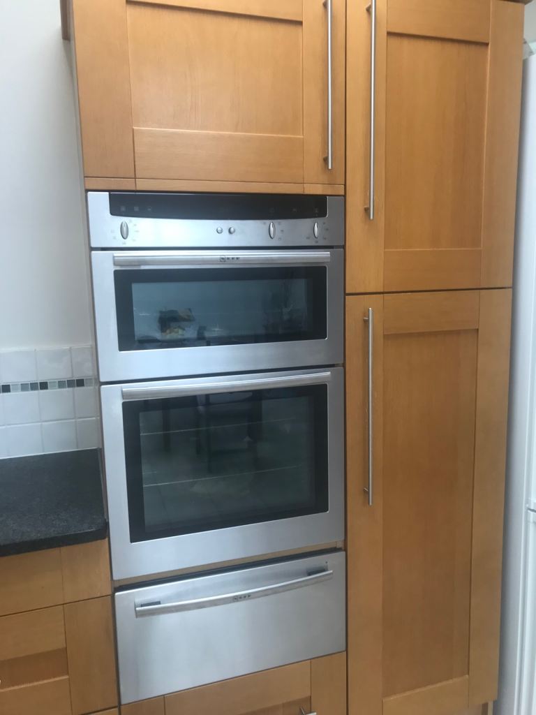 Kitchen Units with Integrated Appliances – Good Condition