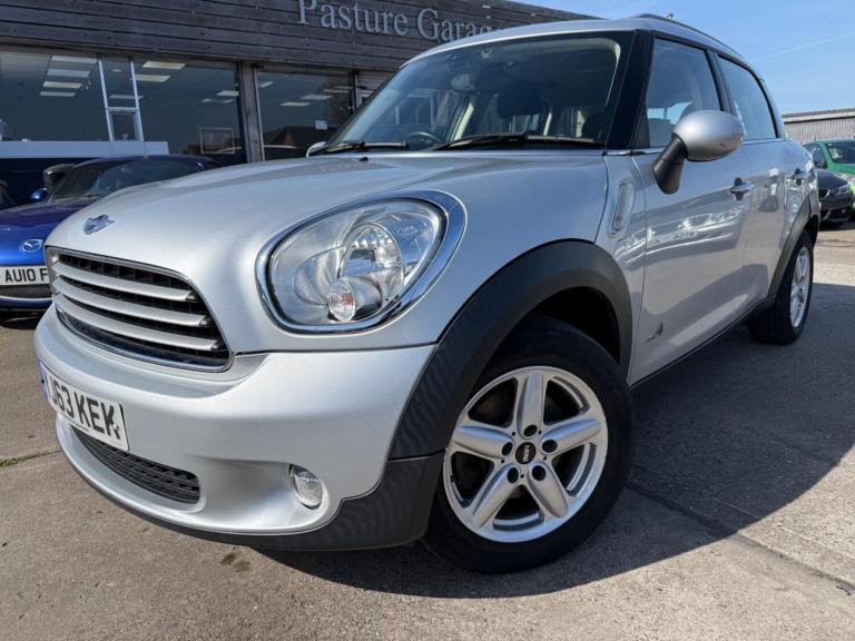 2013 MINI Countryman 1.6 Cooper D ALL4 Euro 5 (s/s) 5dr HATCHBACK Diesel Manual