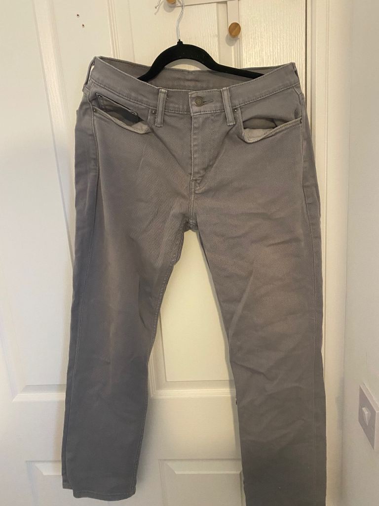 Mens grey Levi Jeans 