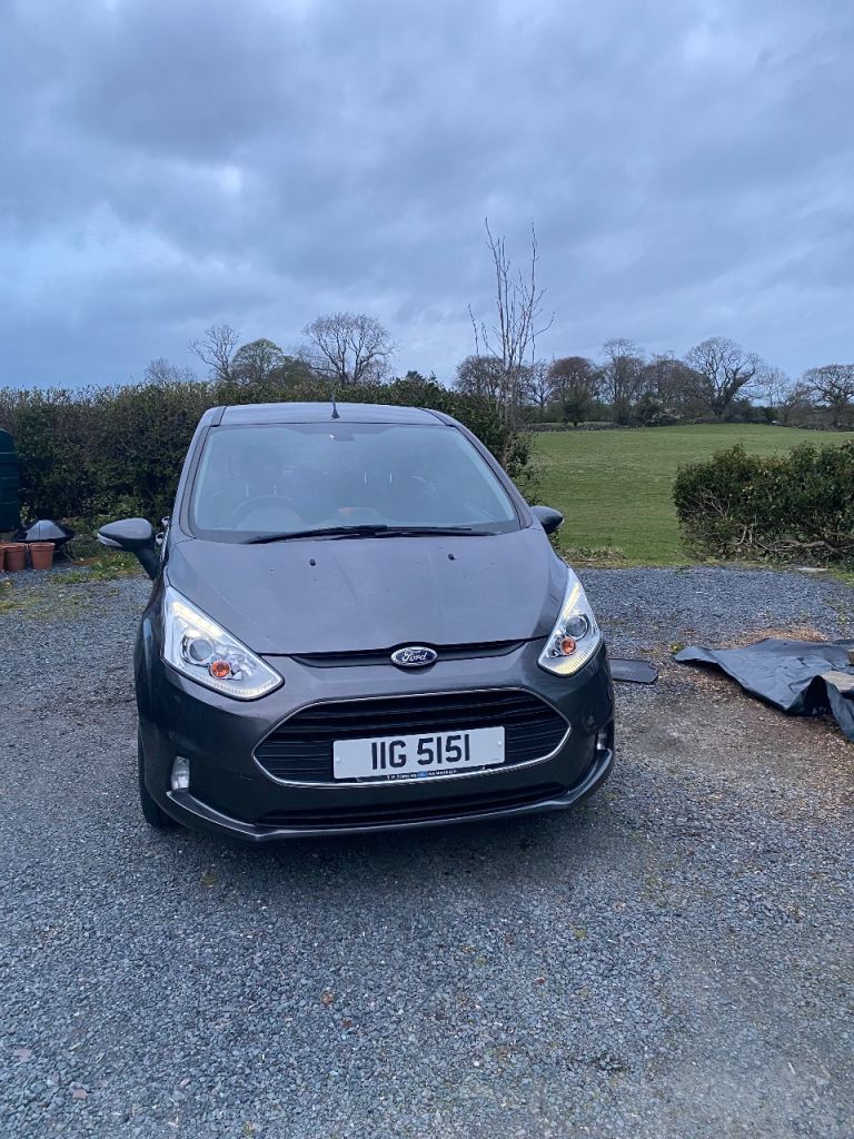 Ford B-Max Zetec Navigator 1.5 TDCi – Titanium Metallic Grey – Low Mileage – £4,250 