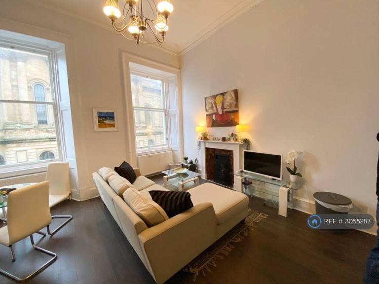 2 bedroom flat in Lynedoch Street, Glasgow, G3 (2 bed) (#3055287)