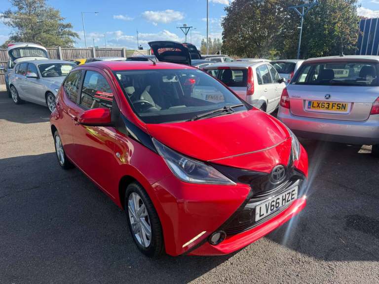 2016 Toyota AYGO 1.0 Aygo X-Pression VVT-i 5dr Hatchback Petrol Manual