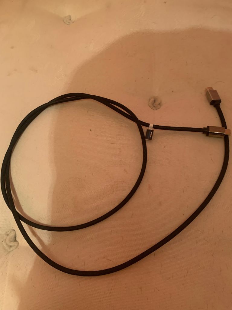 HDMI lead 