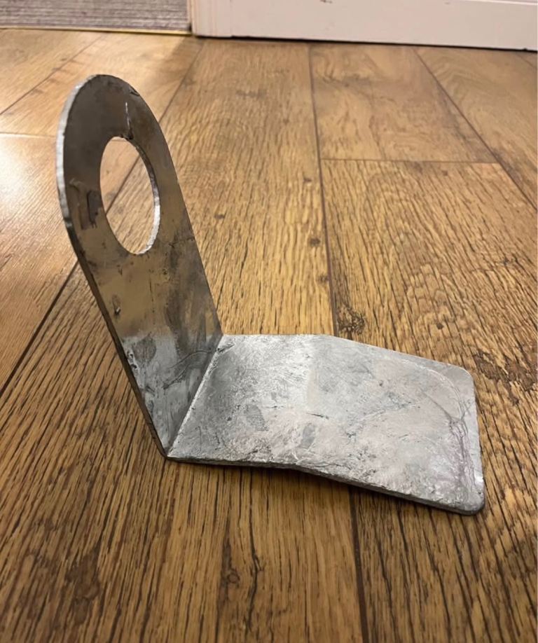 Towbar wheelie bin towing bracket