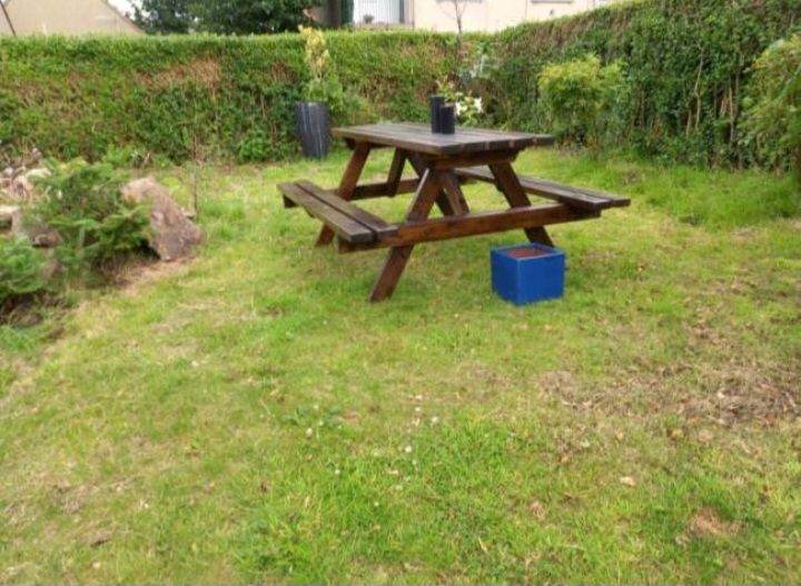 Spacious double room with balcony good bus connection 