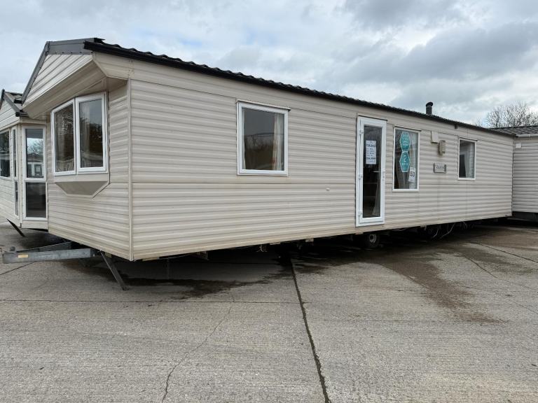 2 Bed Centre Lounge Static Caravan - 2x Showers, DG, CH - Offsite for Own Land