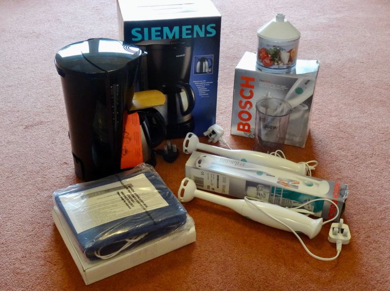 Job Lot Siemens Coffee Machine Bosch Stick Blenders.      New Old Stock