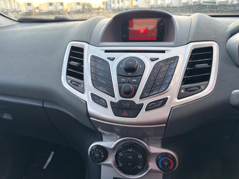 2010 Ford Fiesta 1.4 Zetec 5dr HATCHBACK Petrol Manual