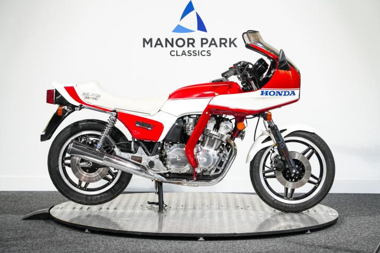 1981 Honda CB CB750 F2-N  Petrol Manual