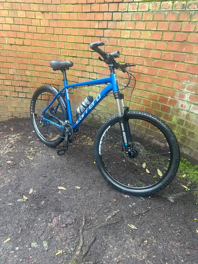 Carrera Vulcan Mountain Bike - LIKE NEW - 27.5’ wheels