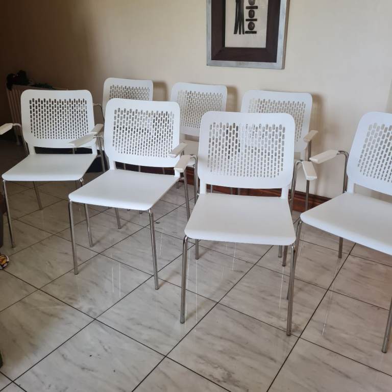 Set of 7 designer cafe /restaurant chairs 